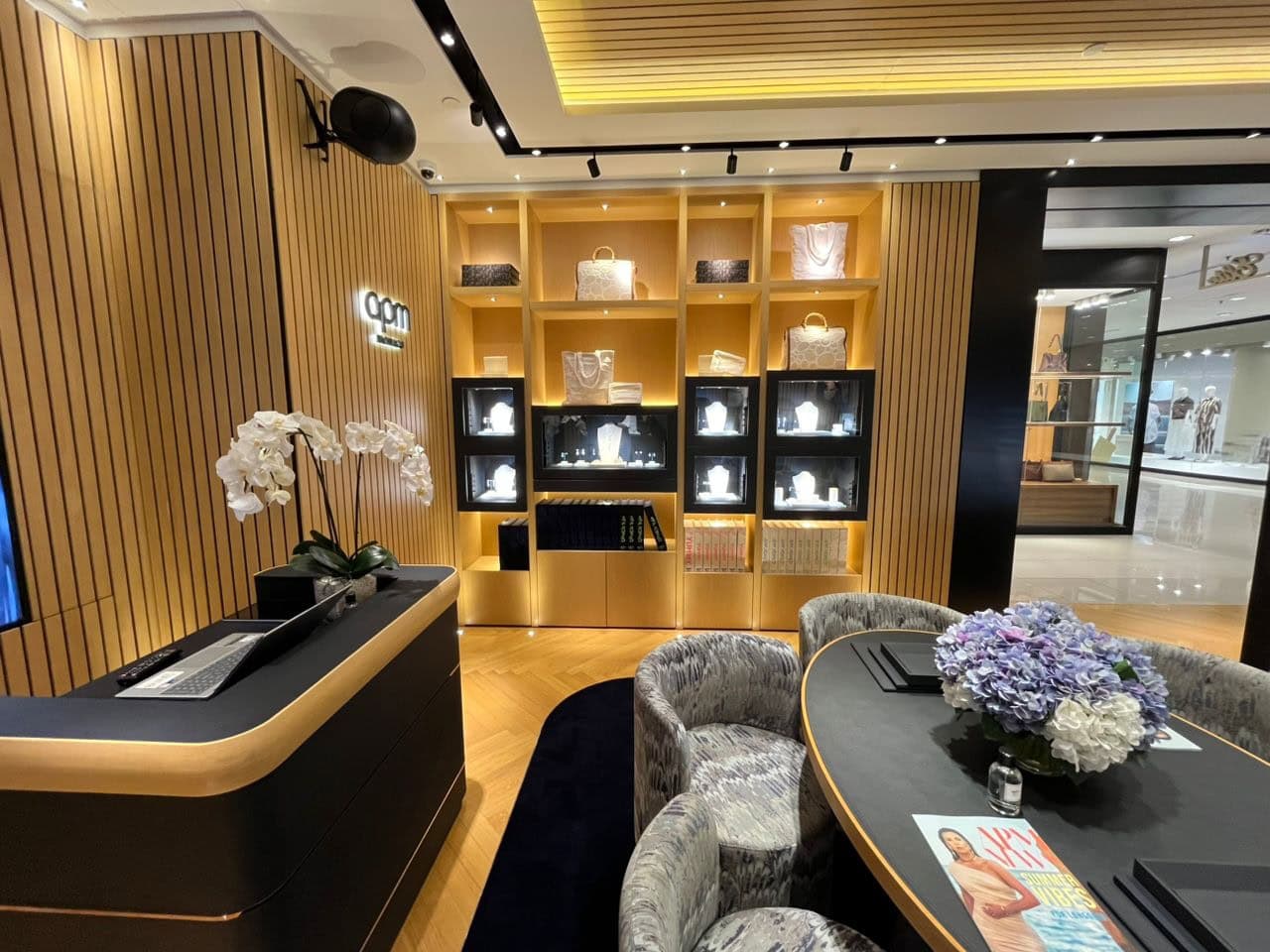 apm-monaco-gurney-plaza-img10